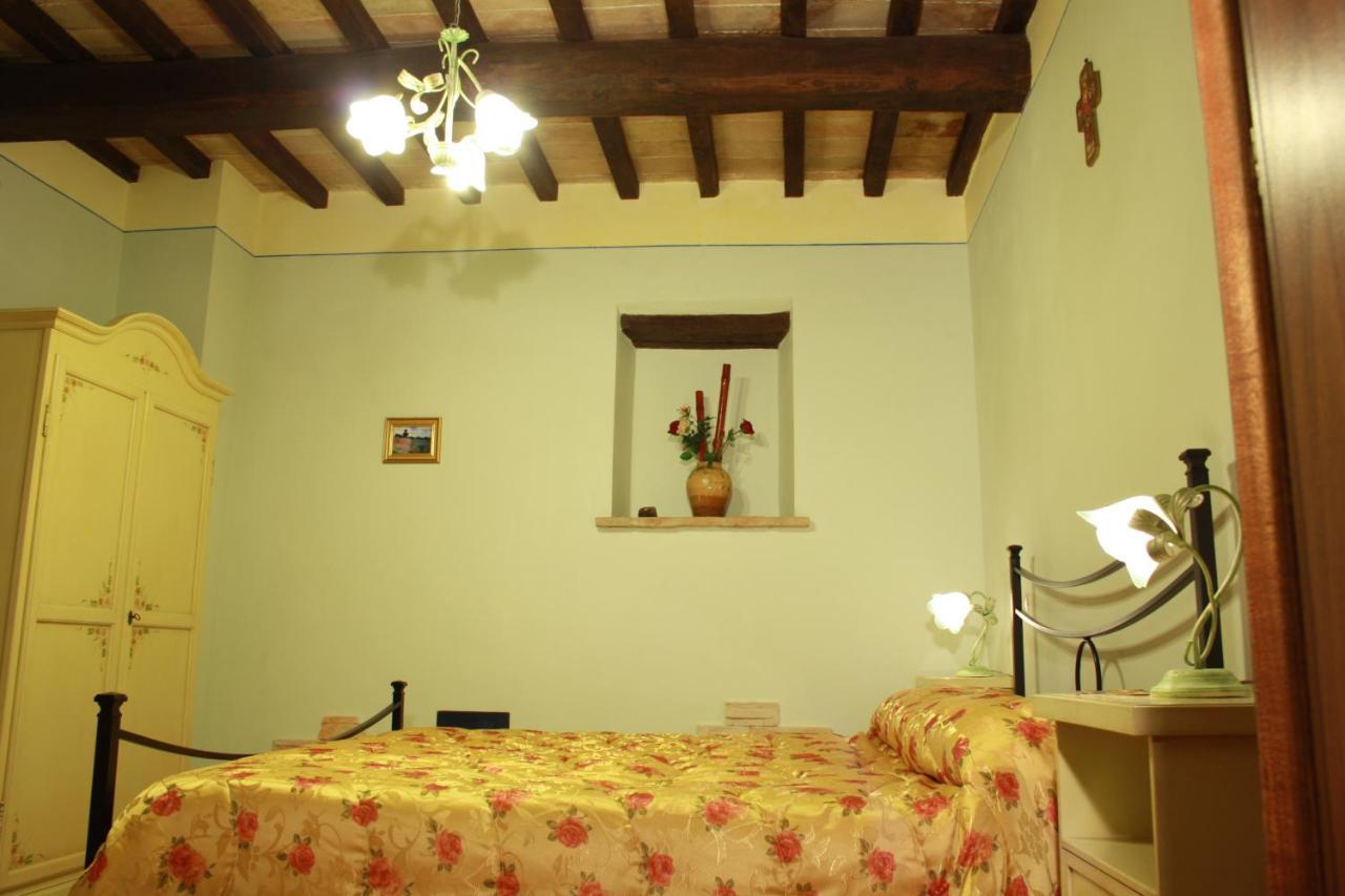 Agriturismo Il Girasole Монтефалько Екстер'єр фото
