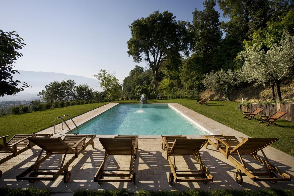 Agriturismo Il Girasole Монтефалько Екстер'єр фото