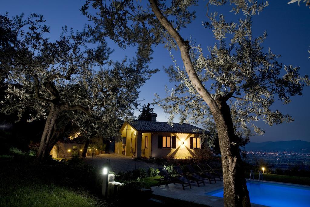 Agriturismo Il Girasole Монтефалько Екстер'єр фото
